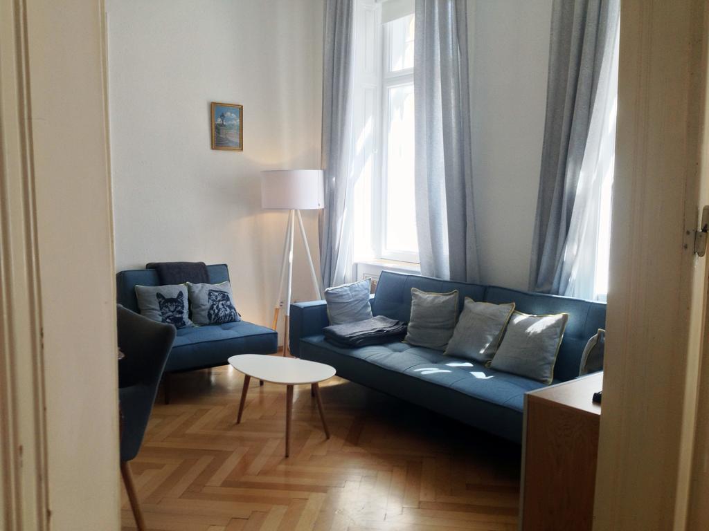 Appartement Big Vintage Style Flat Near Schonbrunn à Vienne Extérieur photo