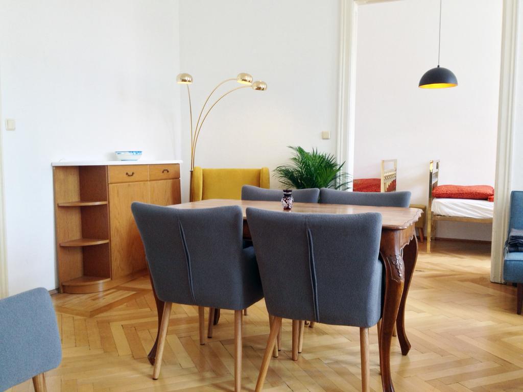 Appartement Big Vintage Style Flat Near Schonbrunn à Vienne Extérieur photo