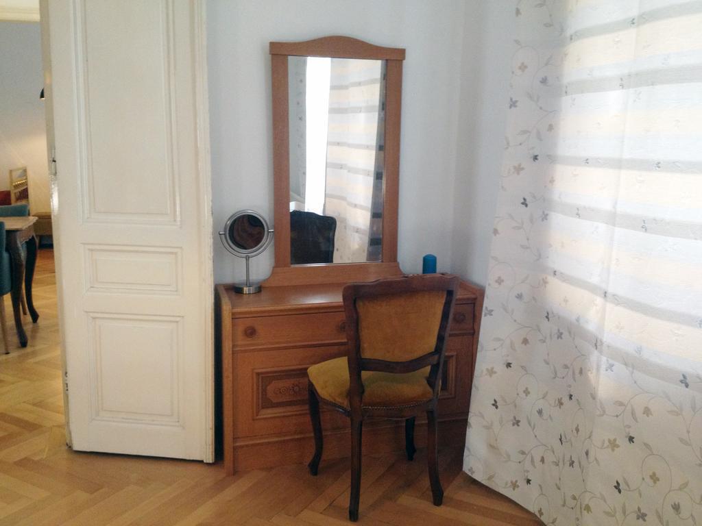 Appartement Big Vintage Style Flat Near Schonbrunn à Vienne Extérieur photo